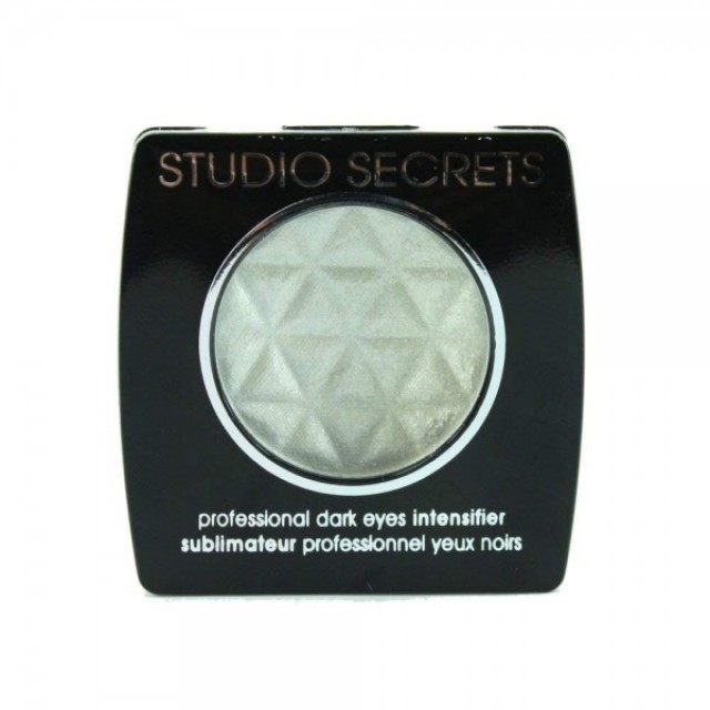 L'OREAL Studio Secrets Eye Intensifier Eyeshadow 600